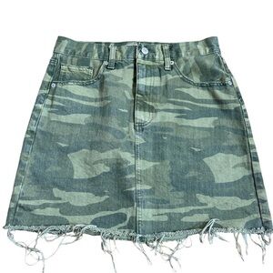 Lucky Brand Camo Jean Skirt Women's Green Spring Summer Size 2/26